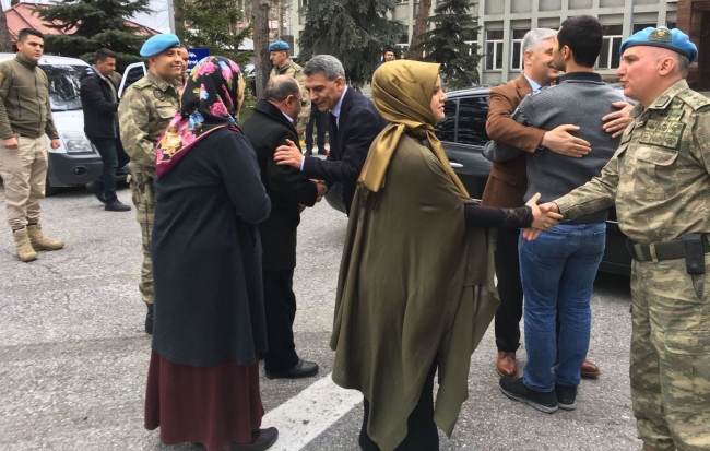 Afrin gazisi silah arkadaşlarının yanına uğurlandı